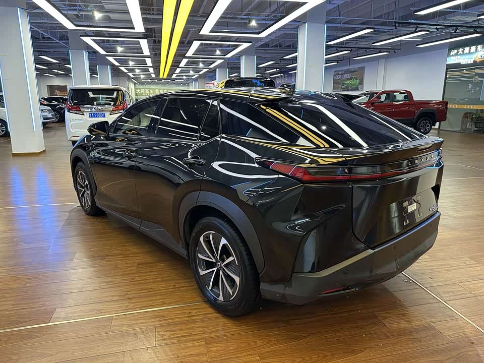 Lexus RZ Lexus RZ
