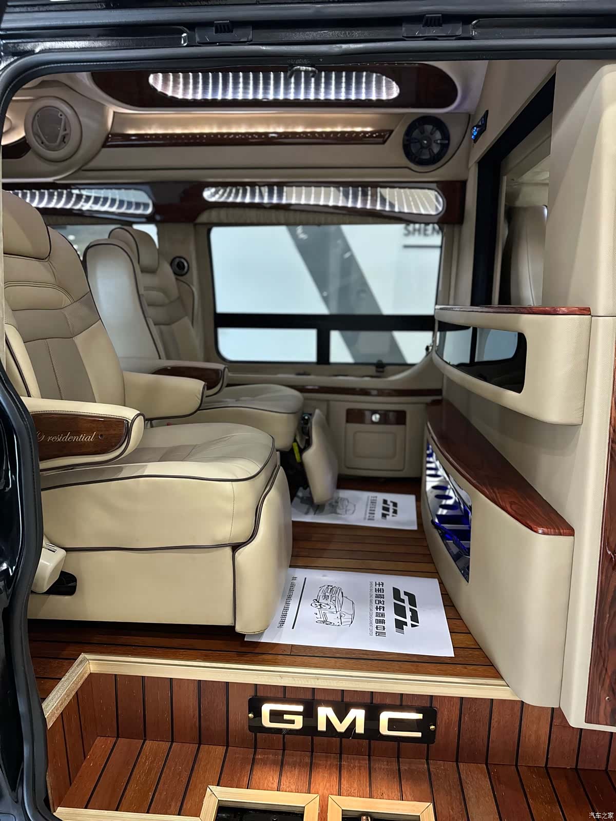 GMC SAVANA, 2013 11