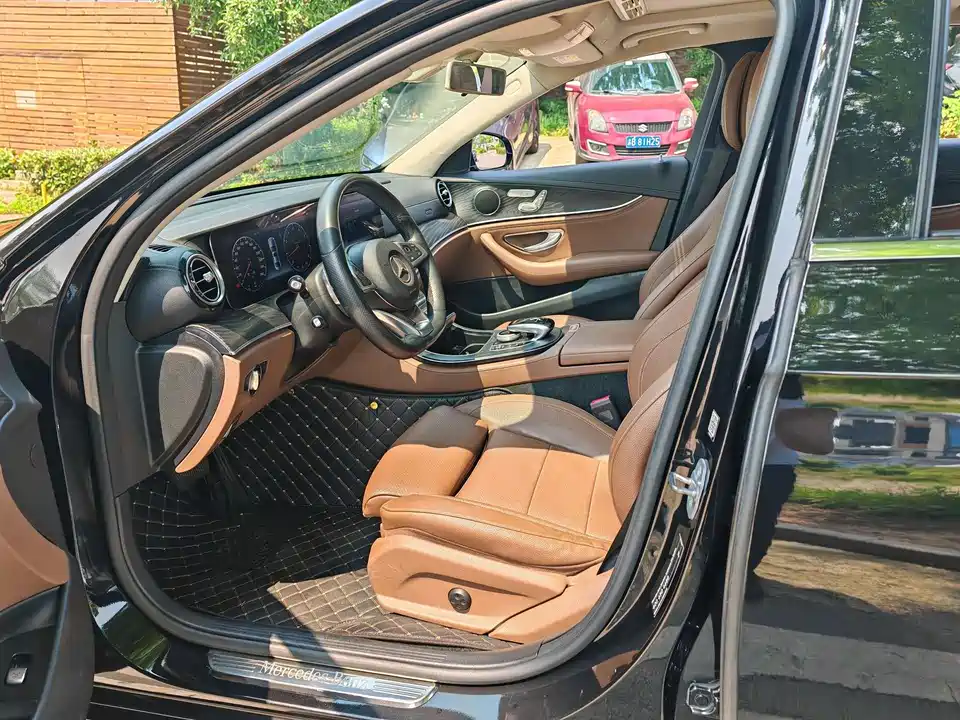 Mercedes-Benz E-class Mercedes-Benz E-class