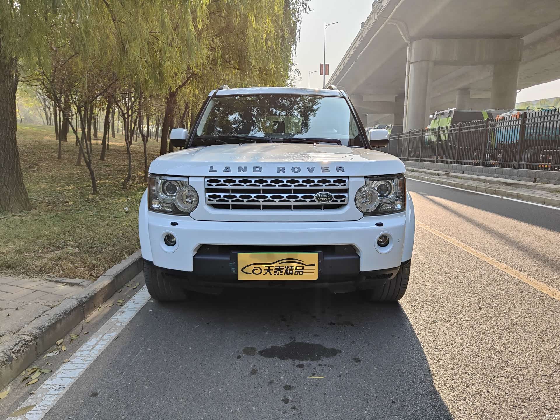 Land Rover Discovery, 2012 3