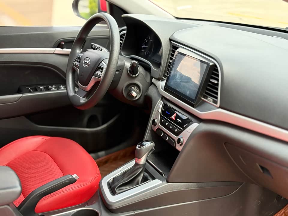 Hyundai Lead