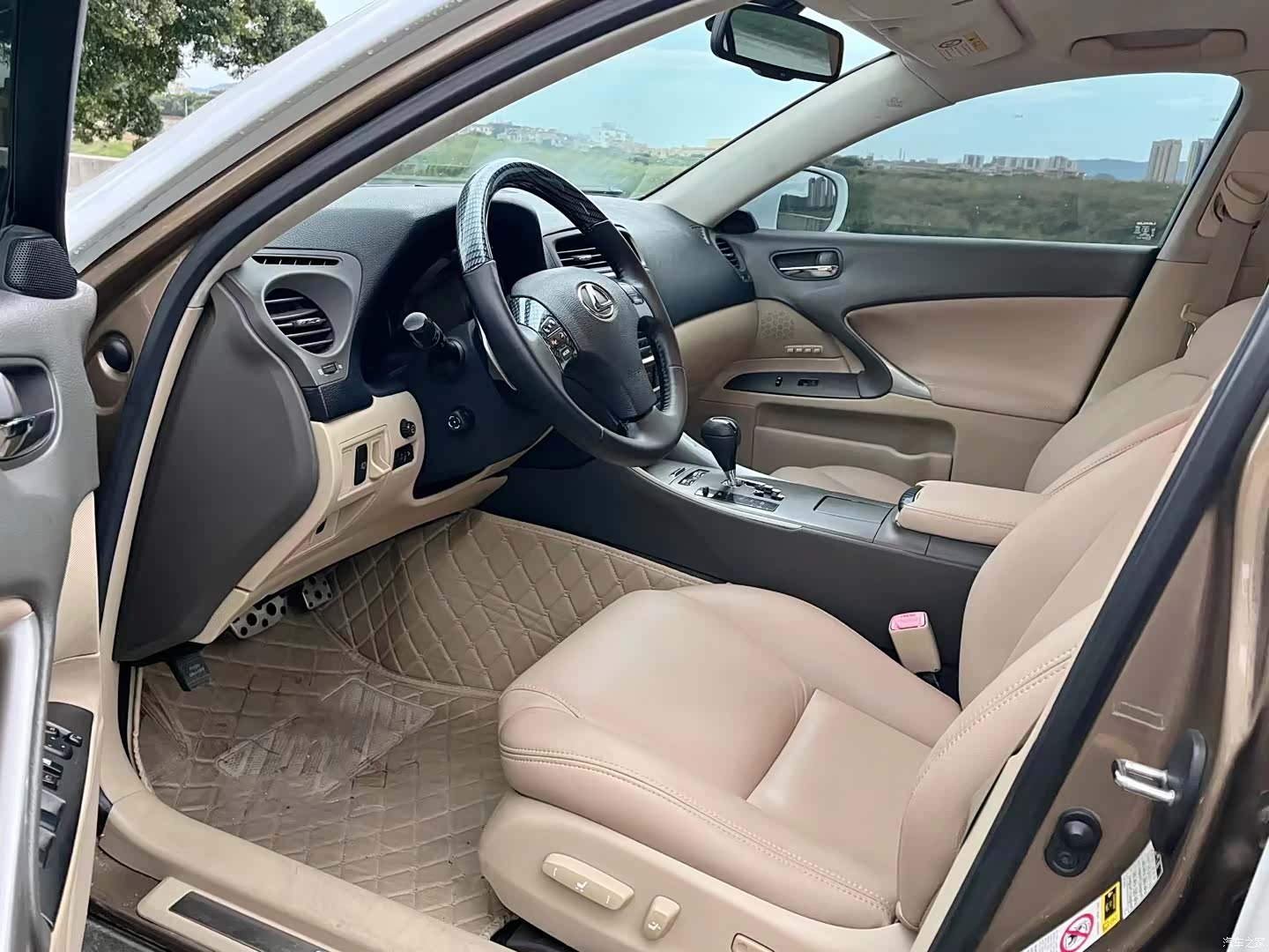 Lexus IS, 2009 7