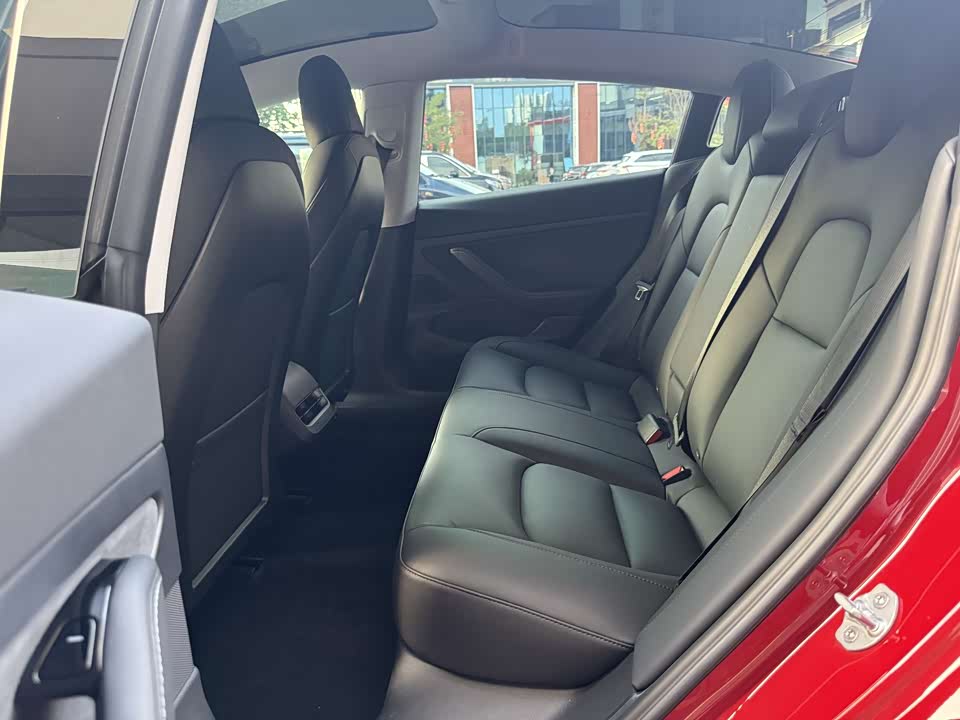 Tesla Model 3 Tesla Model 3