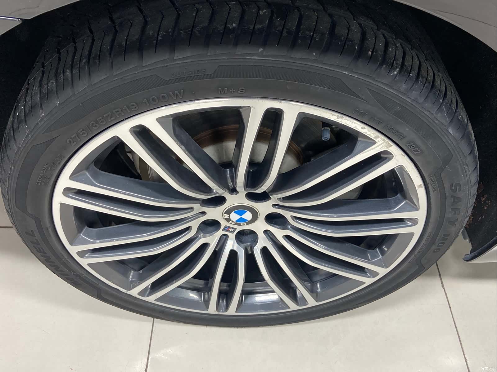 BMW 5 Series, 2017 24