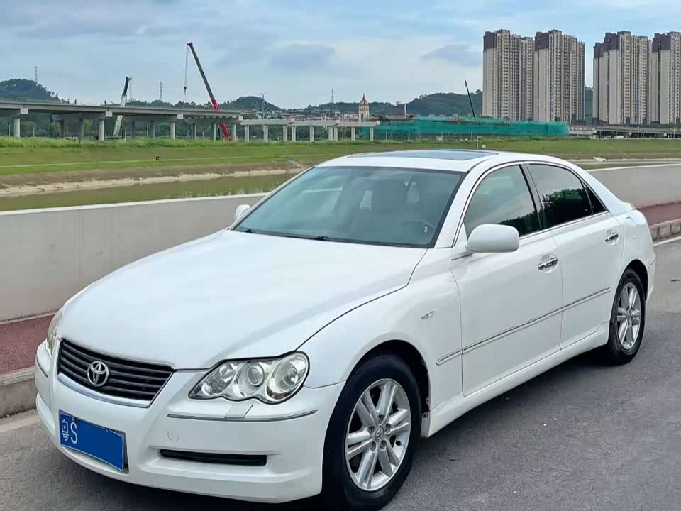 Toyota Reiz Toyota Reiz
