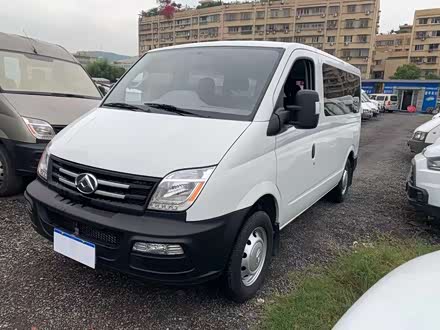 上汽大通maxus v80 2020款 2.5t 手动经典城配王短轴超低顶2/3座