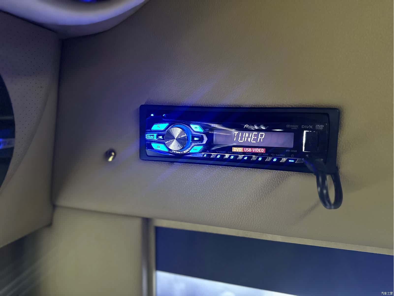 GMC SAVANA, 2013 15