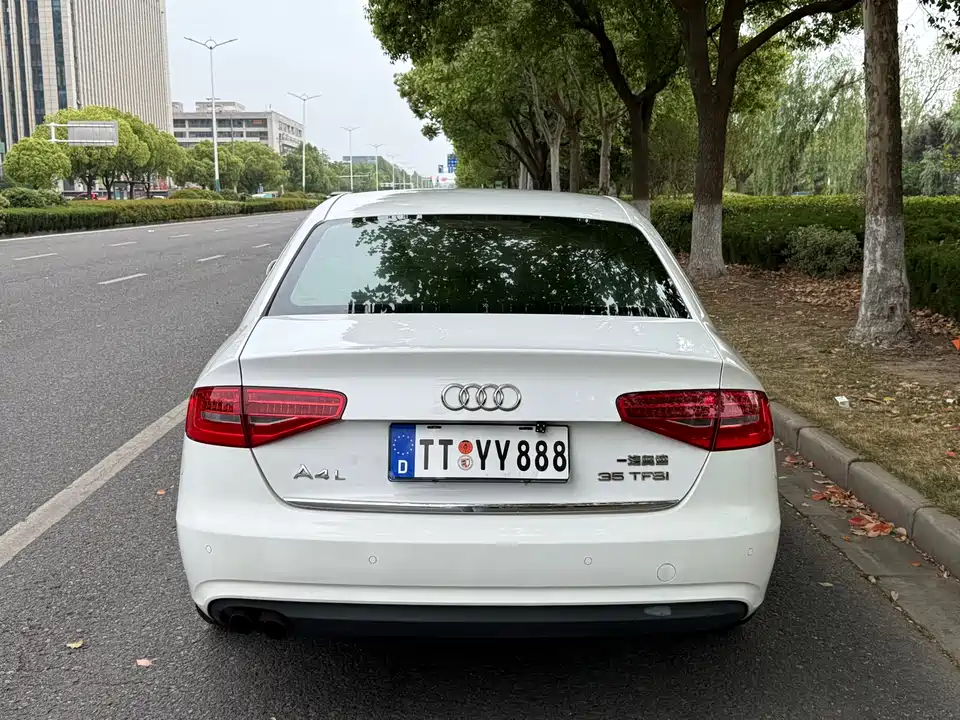 Audi A4L