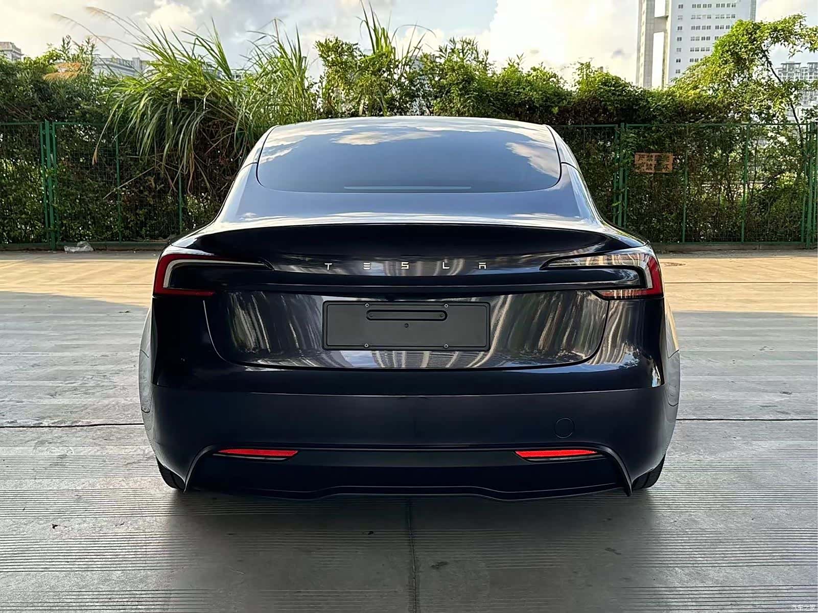 Tesla Model 3, 2024 6