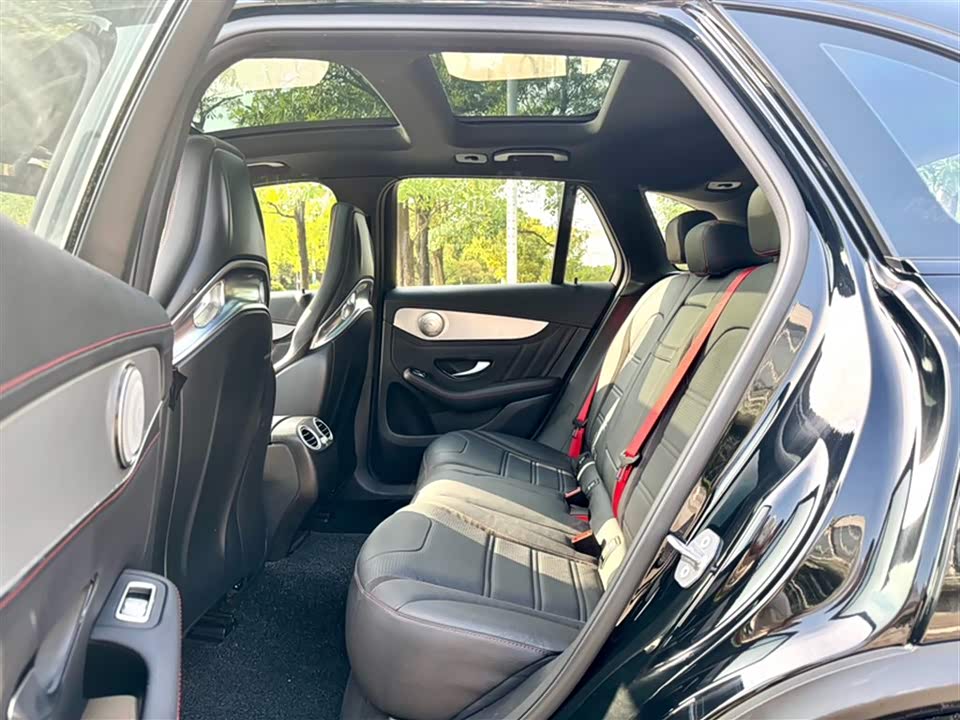 Mercedes-Benz GLC AMG Mercedes-Benz GLC AMG