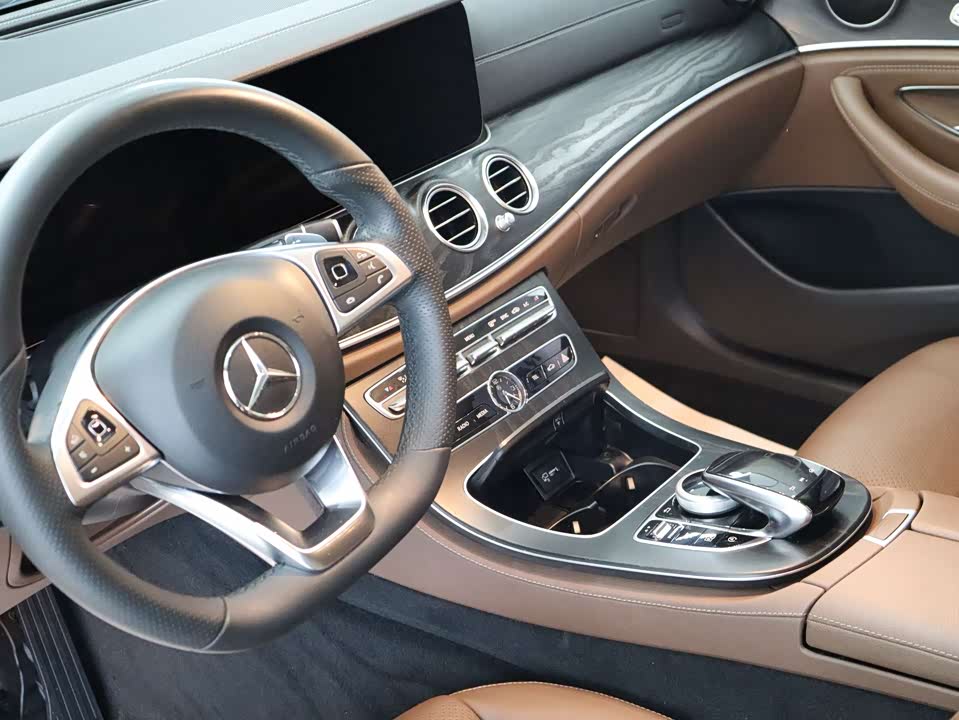 Mercedes-Benz E-class Mercedes-Benz E-class