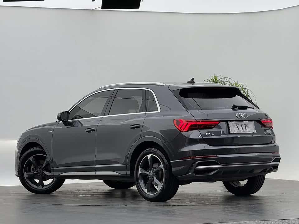 Audi Q3 Audi Q3