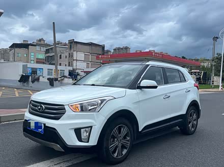 北京现代ix25 2015款 1.6l 自动两驱智能型gls