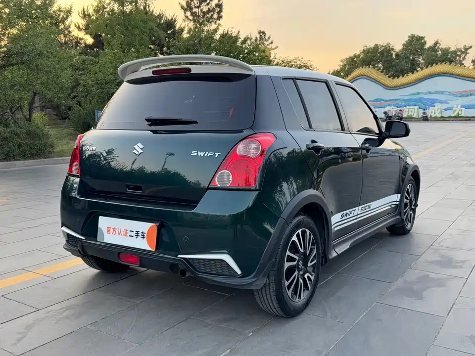 Suzuki Swift Suzuki Swift