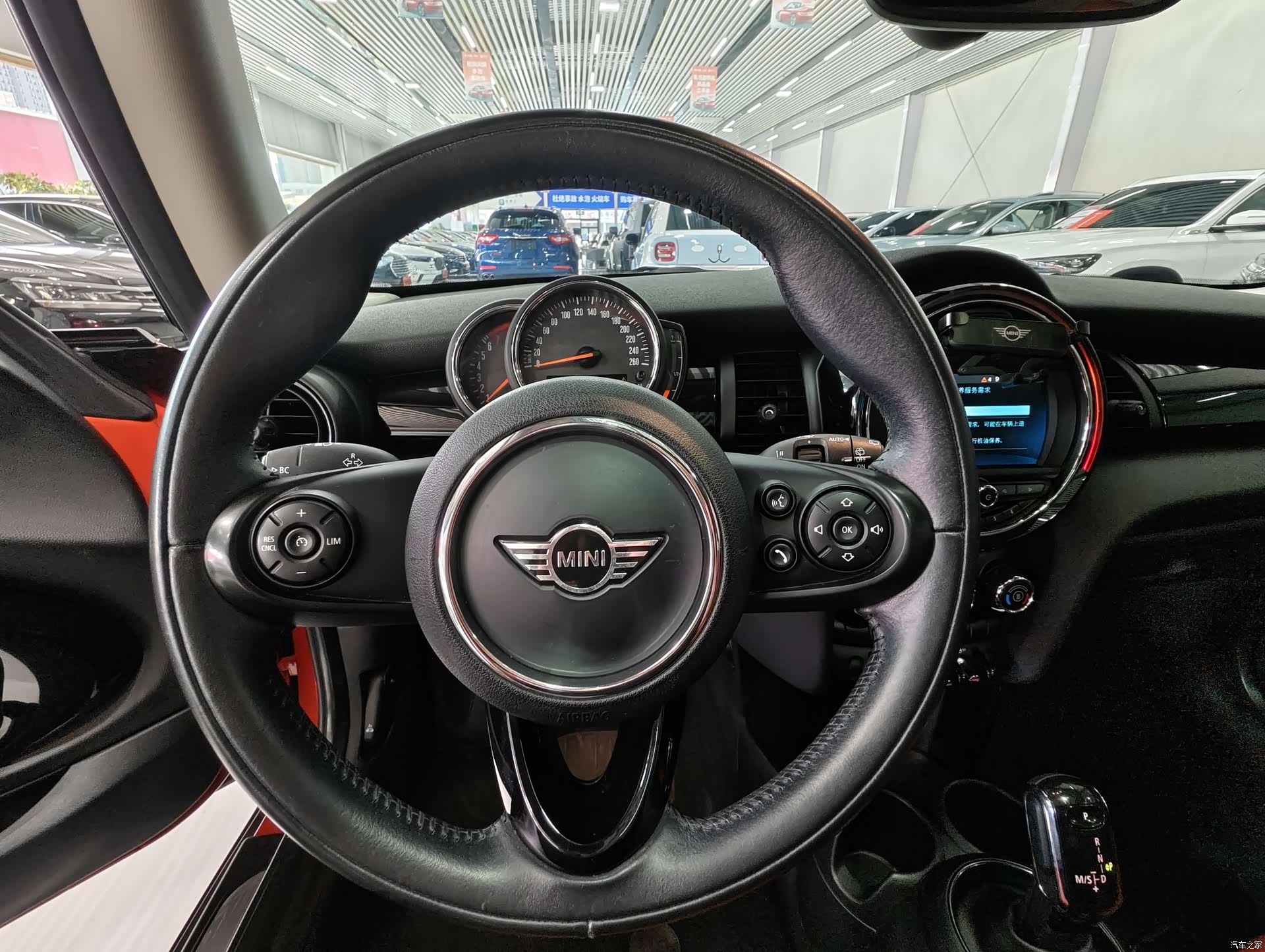 Mini ONE, 2018 7
