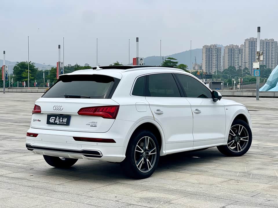 Audi Q5L Audi Q5L