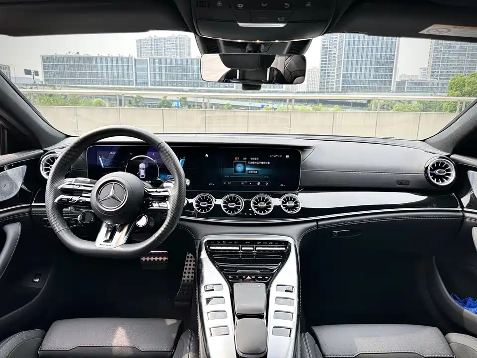 Mercedes-Benz AMG GT