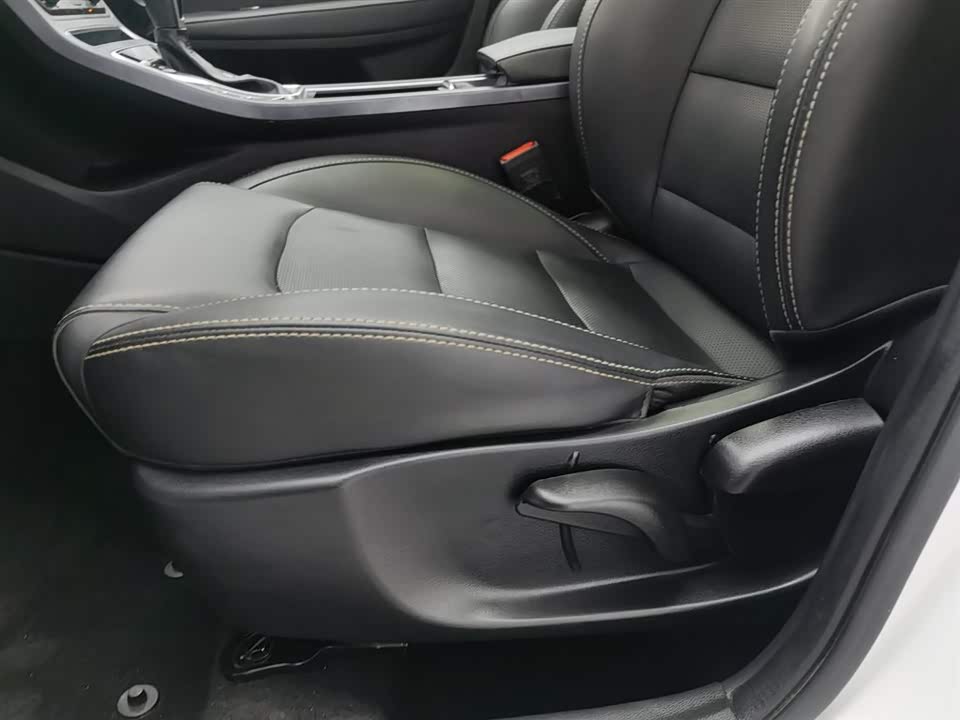 Geely Emgrand Geely Emgrand