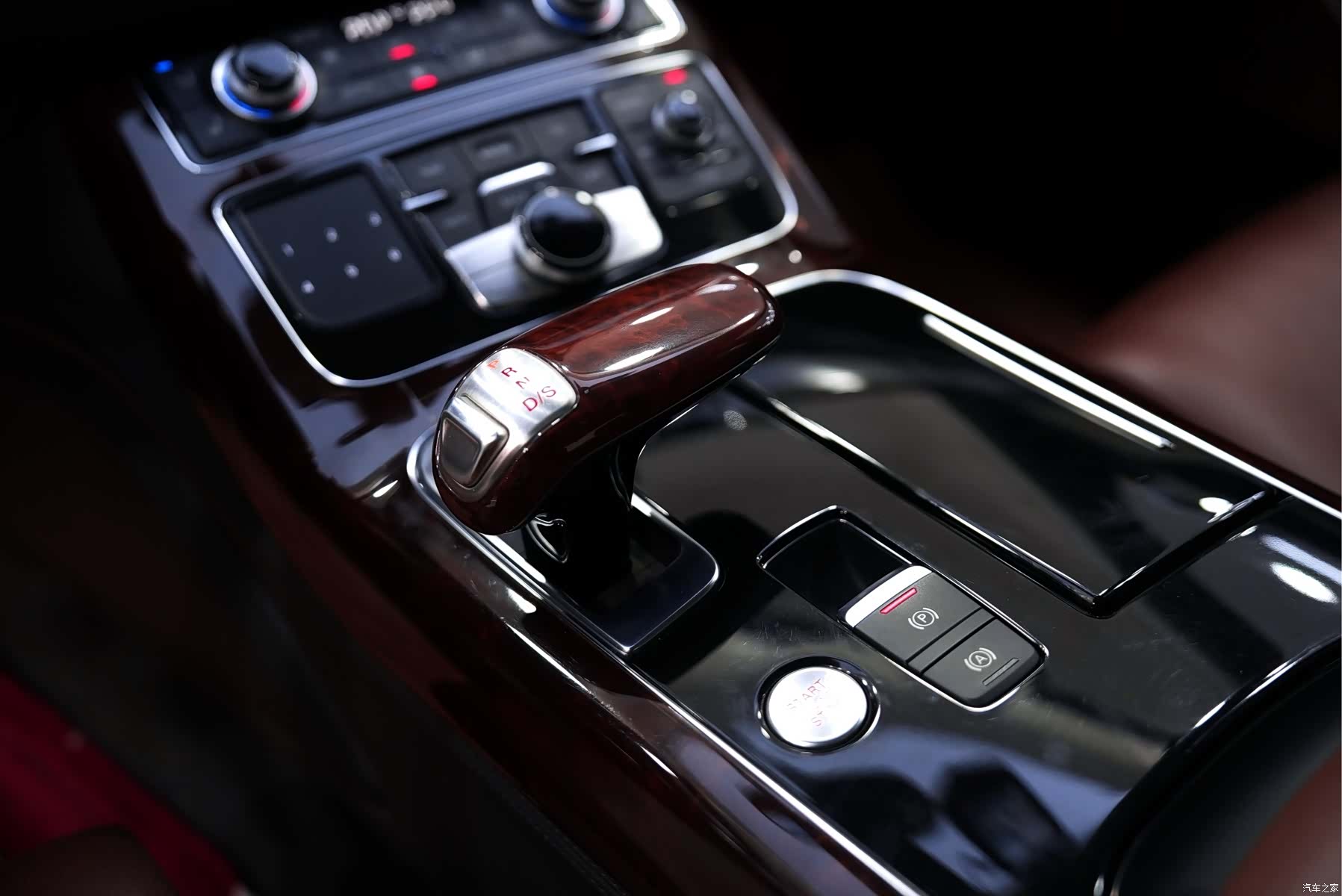 Audi A8L, 2016 17