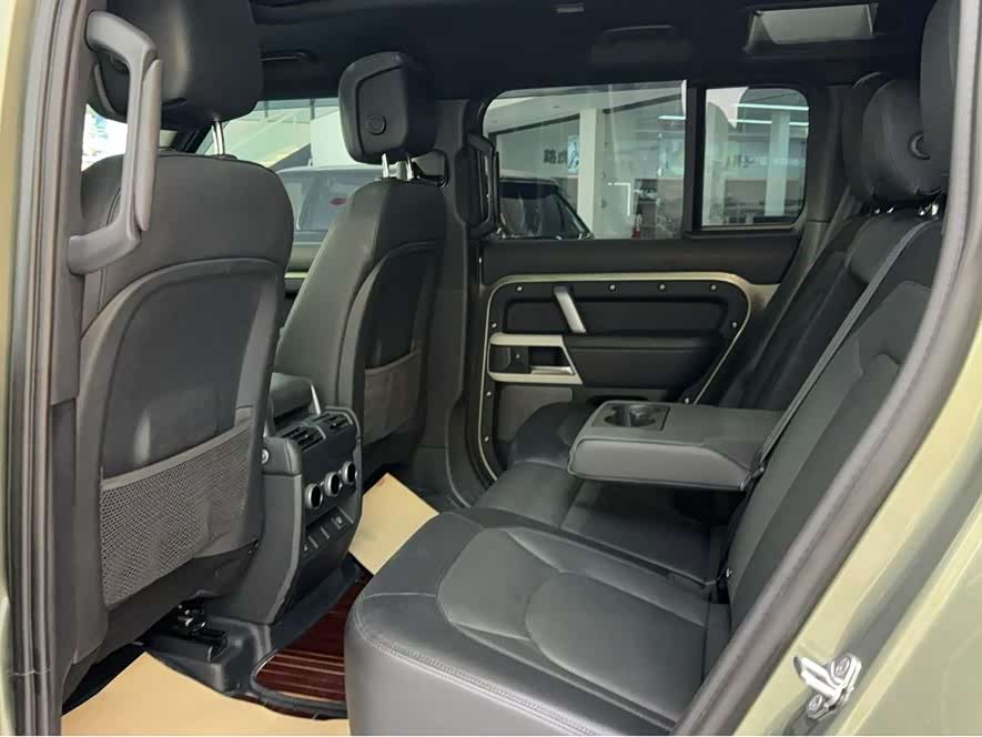 Land Rover guard Land Rover guard
