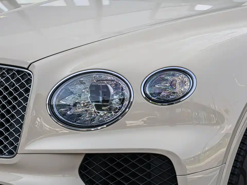 Bentley Tim Yue Bentley Tim Yue