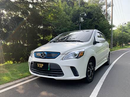 20万北汽新能源ec 2017款 ec180 灵动版3万公里/2017-10/临沂/1年黄金