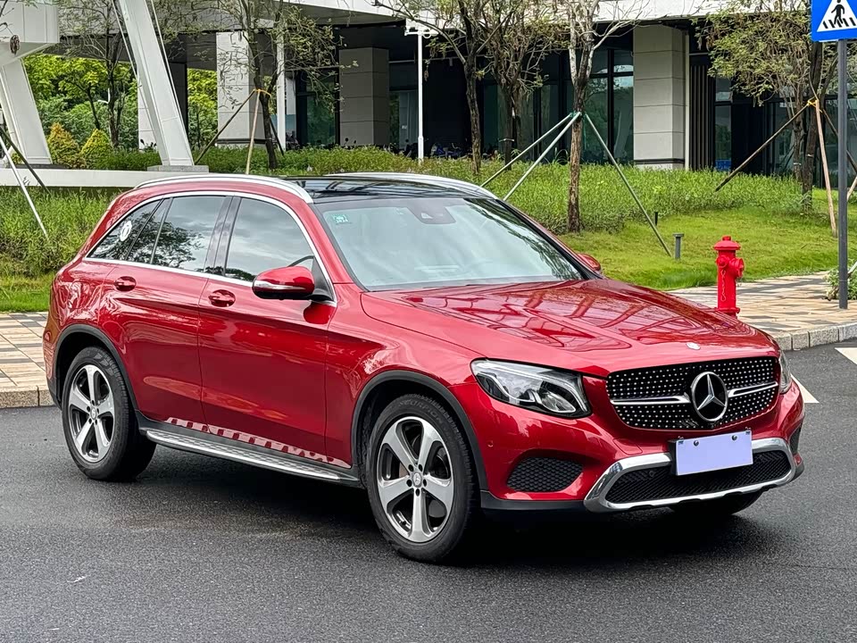 Mercedes-Benz GLC Mercedes-Benz GLC