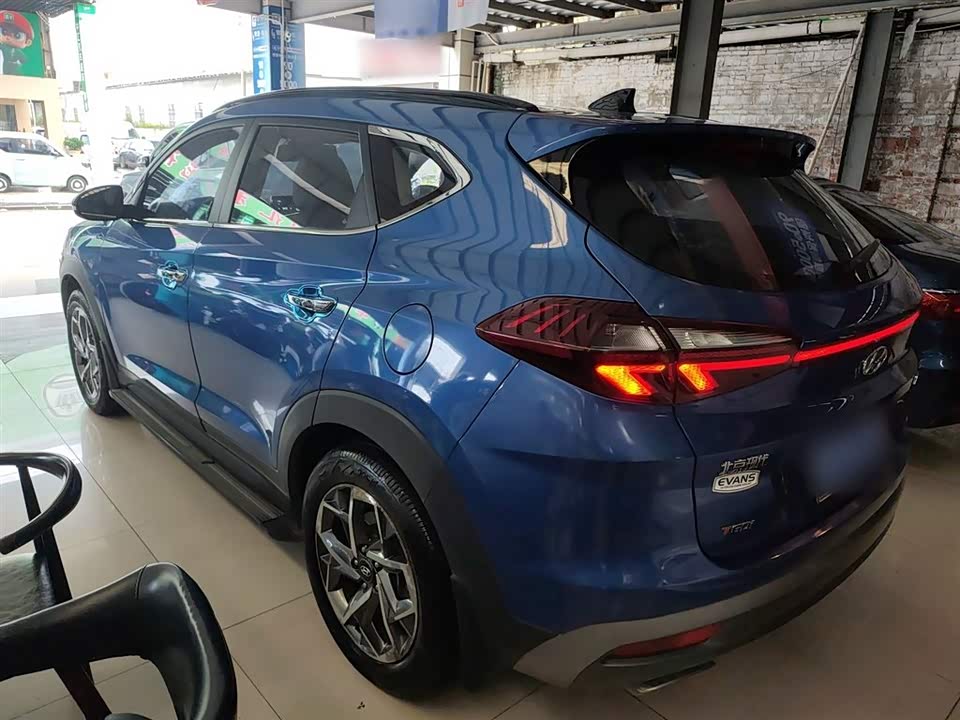 Hyundai Tucson