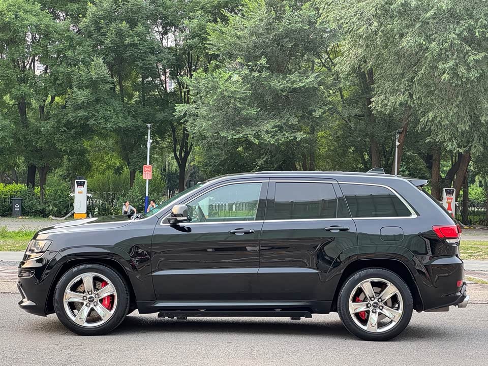 Jeep Grand Cherokee SRT Jeep Grand Cherokee SRT
