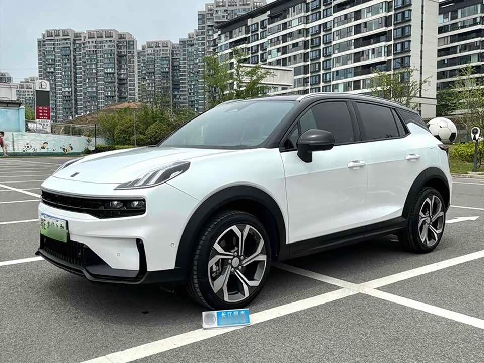 Lynk & Co 06 Lynk & Co 06
