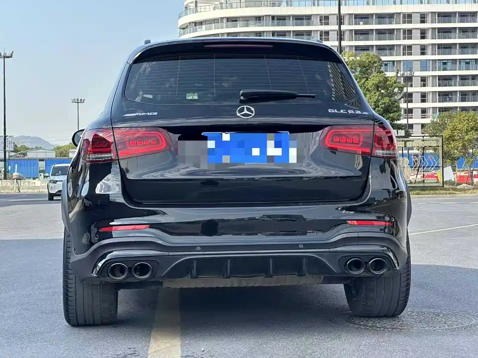 Mercedes-Benz GLC AMG