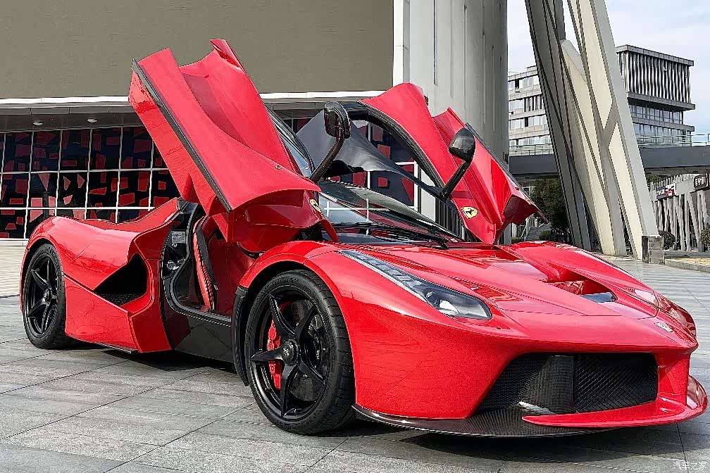 Ferrari LaFerrari, 2016 3