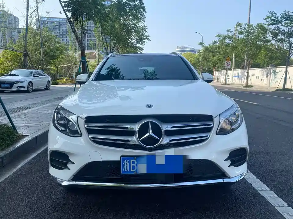 Mercedes-Benz GLC Mercedes-Benz GLC