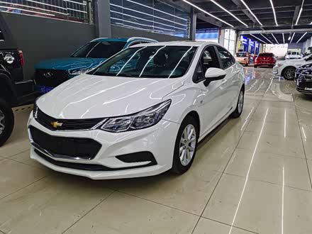 科鲁兹 2018款 320 自动先锋天窗版