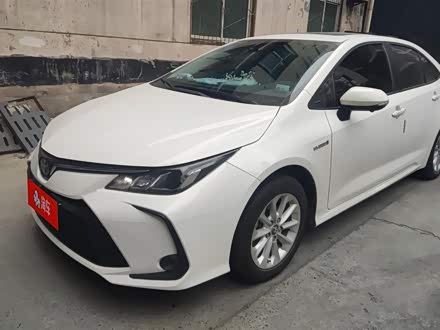 卡罗拉 2021款 双擎 1.8l e-cvt精英版