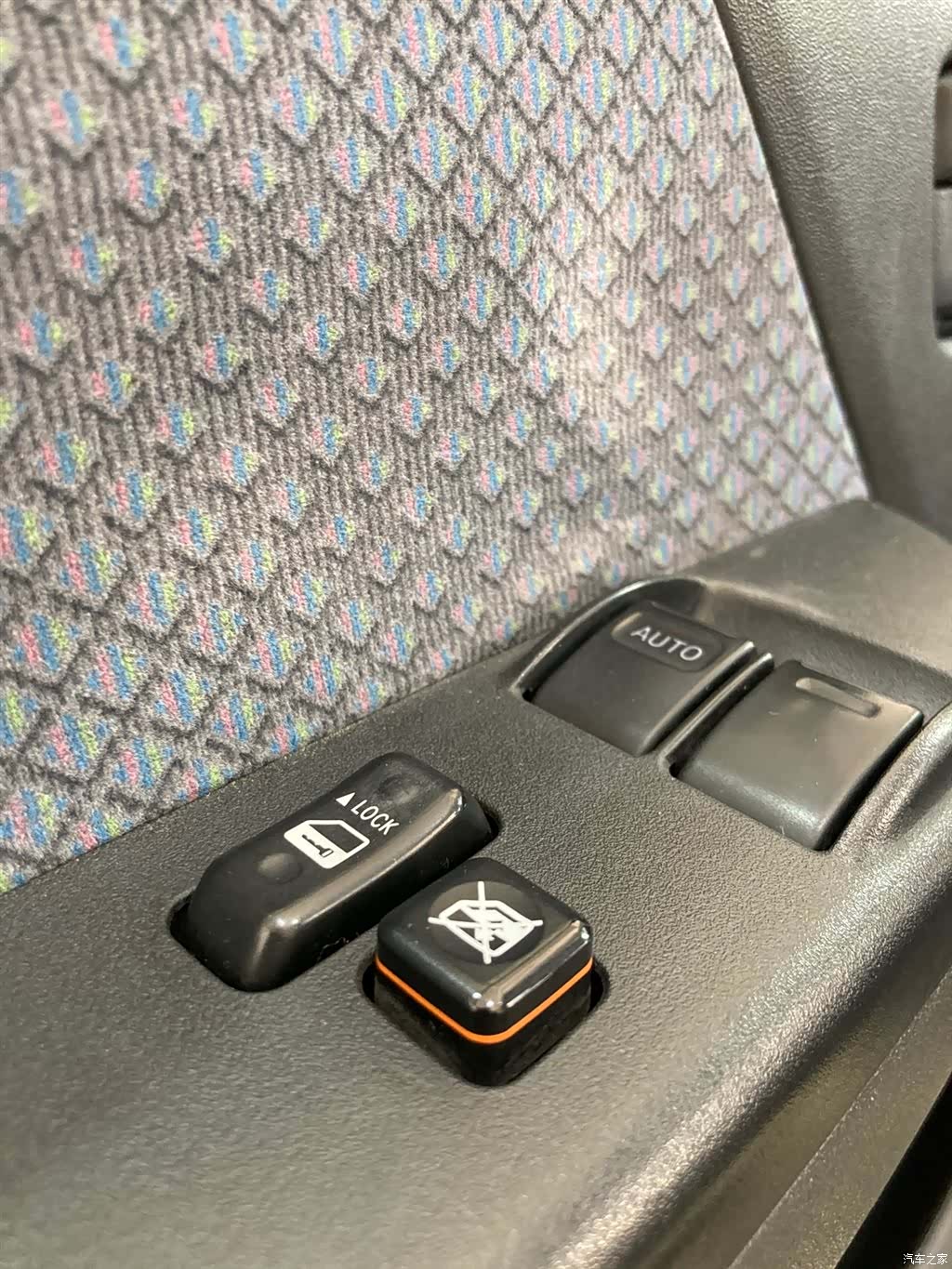 Toyota HiAce, 2010 15