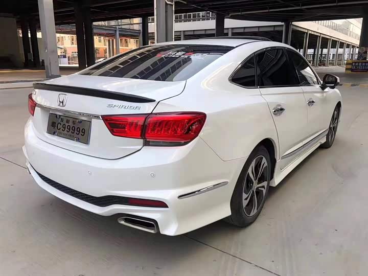 思铂睿 2017款 2.4l 豪华版