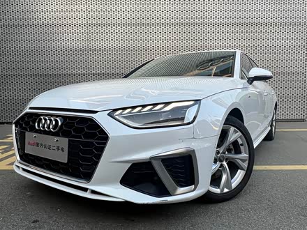 5万公里/2021-04/福州/2年黄金会员奥迪a4l 2020款 40 tfsi 时尚动感