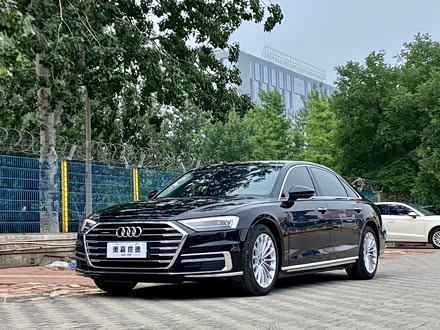 奥迪a8 2022款 a8l 50 tfsi quattro 舒适型典藏版