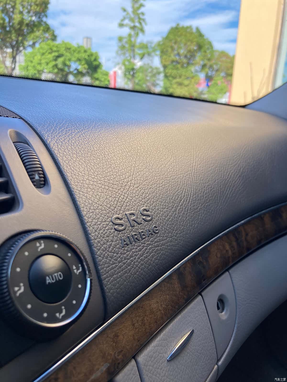 Mercedes-Benz E-Class, 2006 23