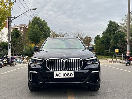 寶馬x5 2022款 改款 xdrive 30li 尊享型m運動套裝