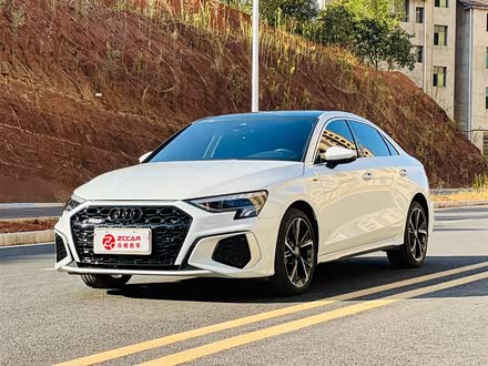 奥迪a3 2021款 a3l limousine 35 tfsi 时尚运动型