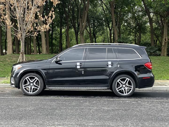 奔驰gls 2016款 3.0l 加规版