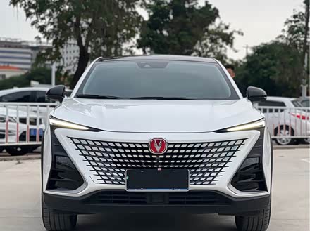 长安uni-t 2021款 1.5t 运动版 旗舰型