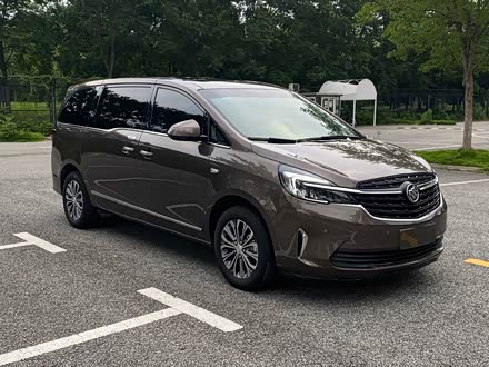 别克gl8 2021款 陆上公务舱 652t 豪华型