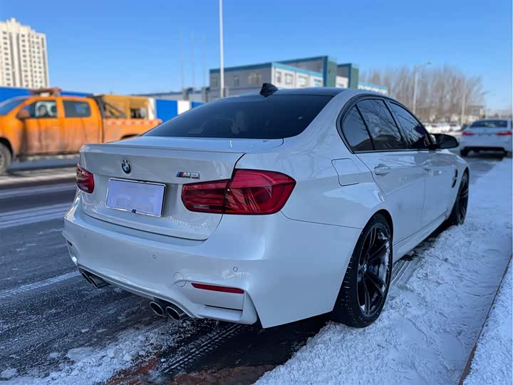 宝马m3 2018款 m3四门轿车