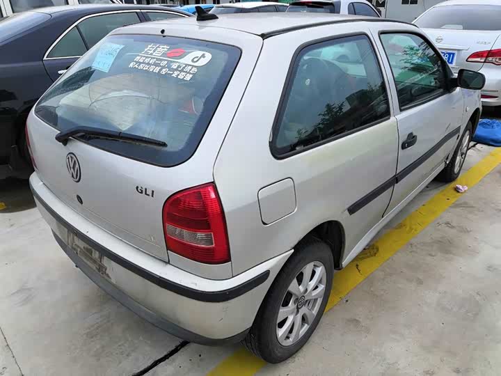 高尔03款 1.6 两门导入型