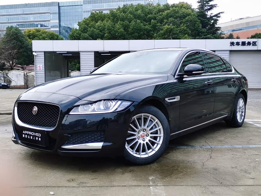 捷豹xfl 2017款 xfl 2.0t 200ps 精英版