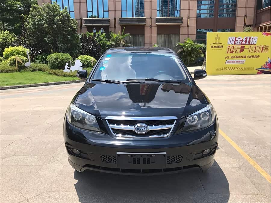比亚迪s6 2012款 2.0l 手动豪华型