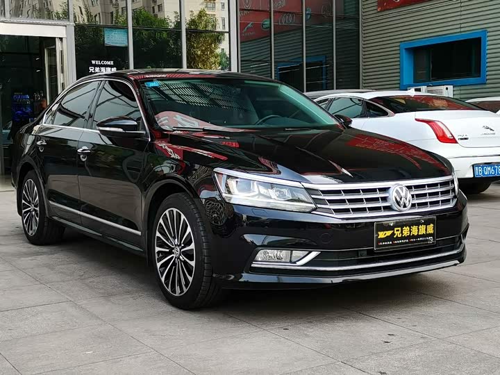 帕萨特 2016款 330tsi dsg御尊版